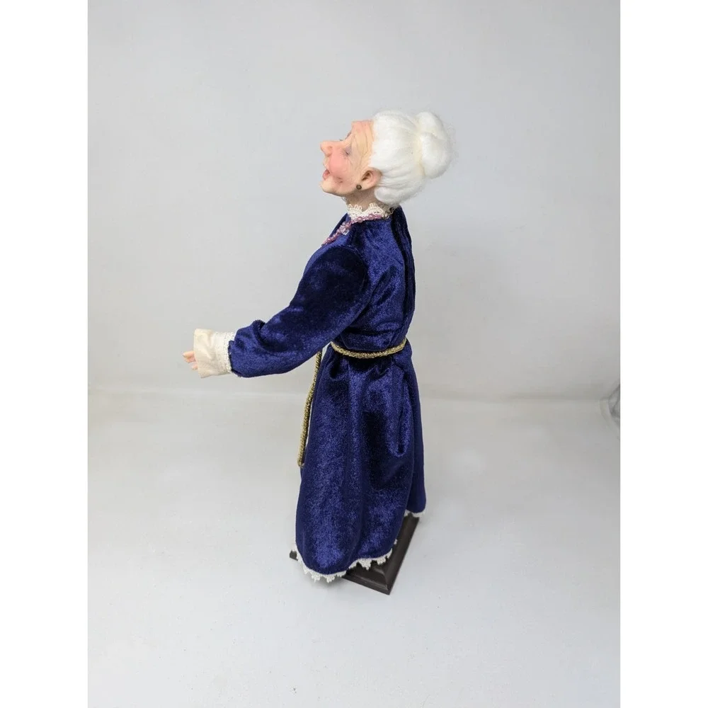 Jacqueline Kent Carollers 15